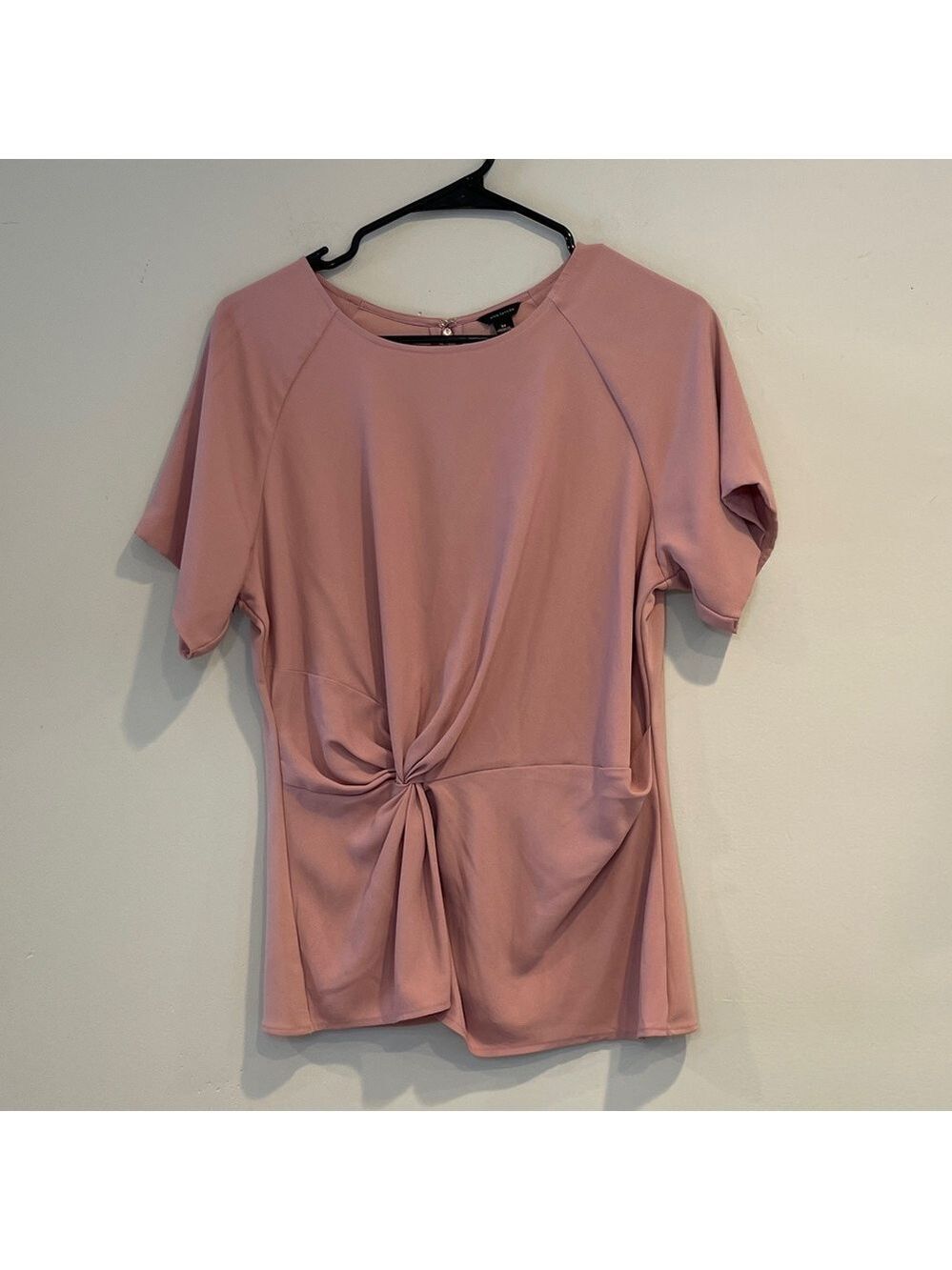 Ann Taylor Mauve Short Sleeve Twist Top Size Medium